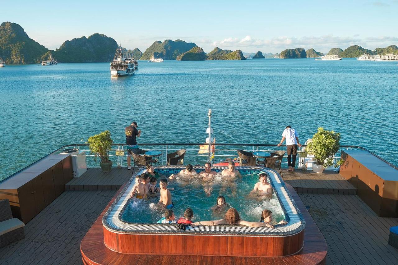 La Casta Cruise Hotel Ha Long Exterior photo
