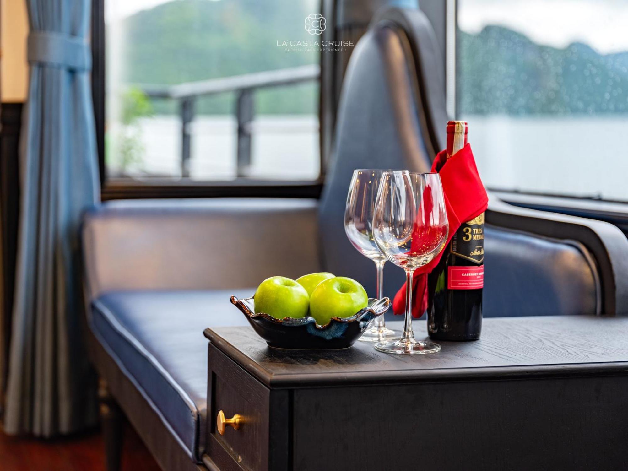 La Casta Cruise Hotel Ha Long Exterior photo
